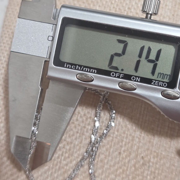 Elegant Silver Necklace - Picture 5 of 5